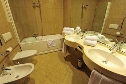 4Fun Camp Italy מחנה קיץ לנוער 2025